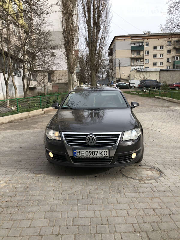 Универсал Volkswagen Passat 2010 в Первомайске