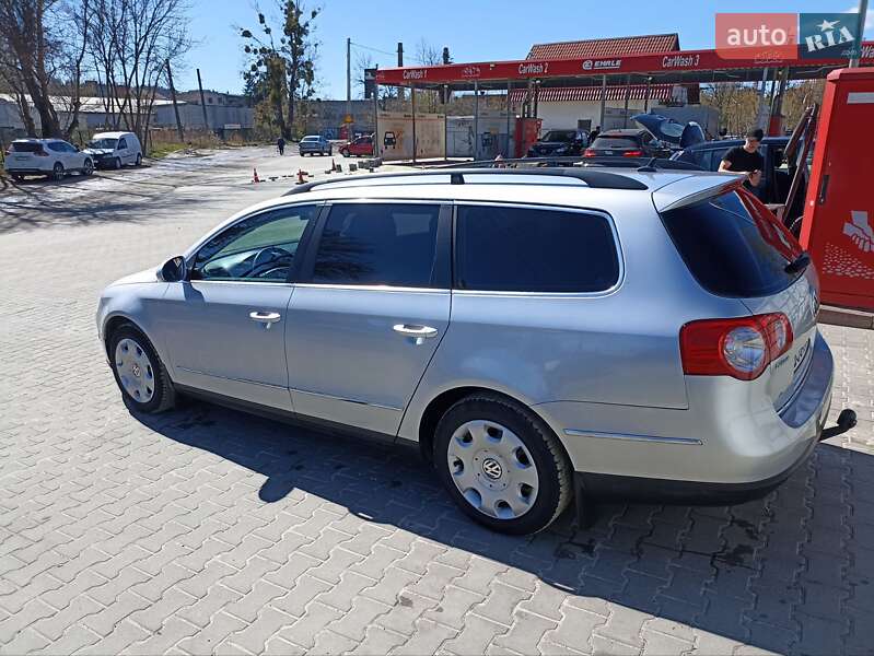 Универсал Volkswagen Passat 2005 в Львове