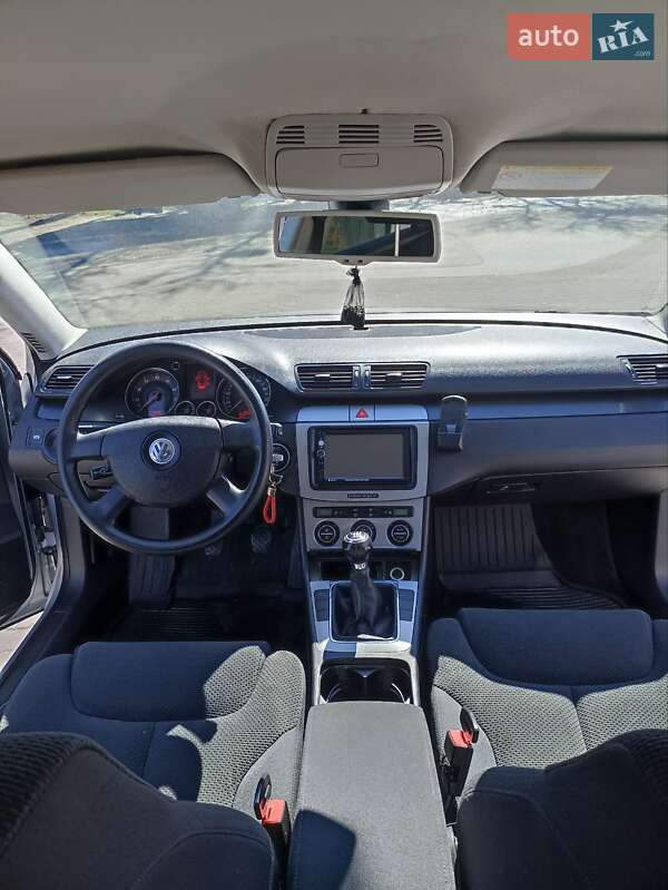 Универсал Volkswagen Passat 2005 в Львове