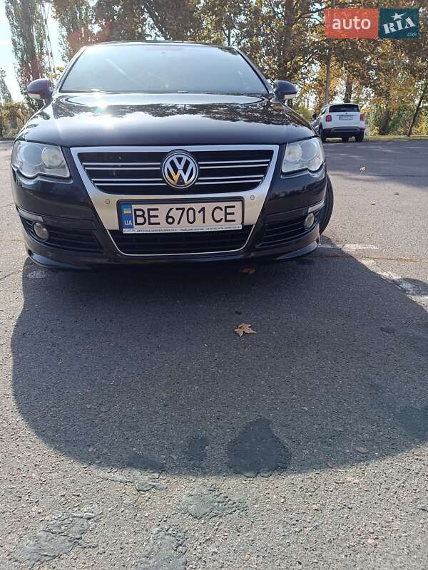 Седан Volkswagen Passat 2010 в Южноукраинске