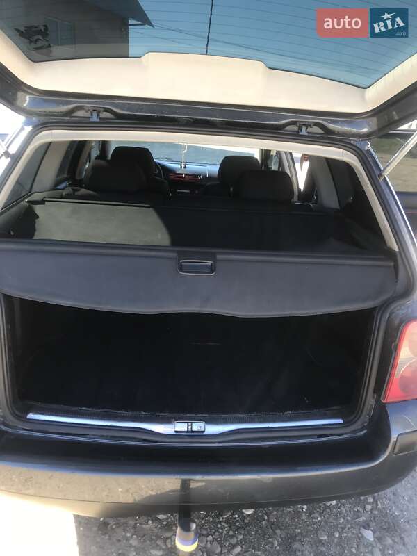 Универсал Volkswagen Passat 2001 в Городенке