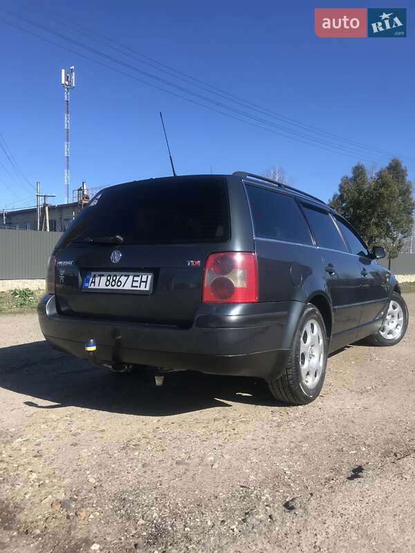 Универсал Volkswagen Passat 2001 в Городенке