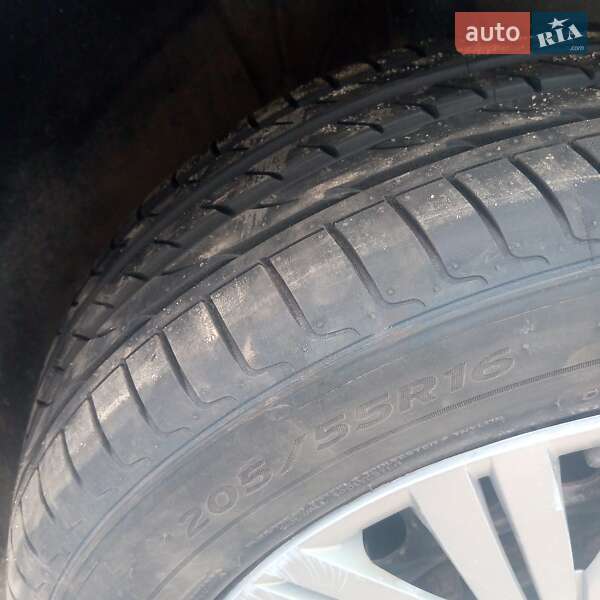 Універсал Volkswagen Passat 2008 в Ланівці