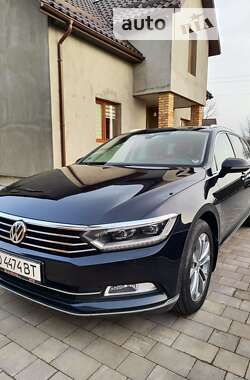 Универсал Volkswagen Passat 2016 в Тернополе