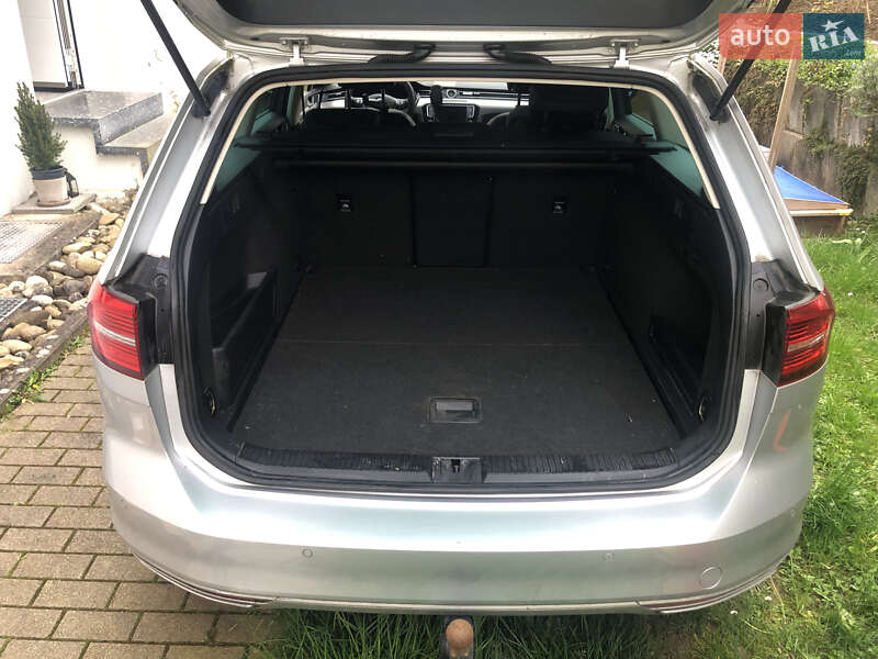 Универсал Volkswagen Passat 2015 в Киеве