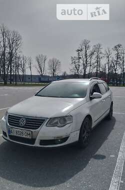 Універсал Volkswagen Passat 2008 в Василькові