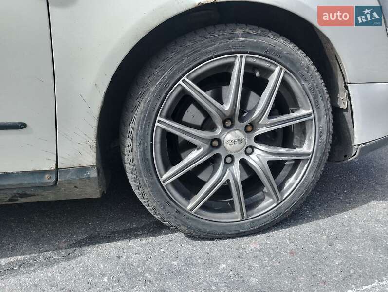 Універсал Volkswagen Passat 2008 в Василькові