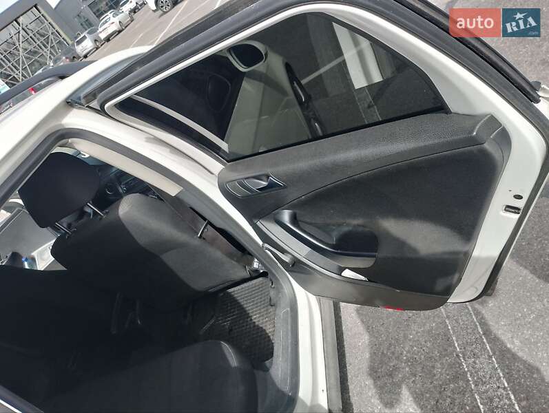 Універсал Volkswagen Passat 2008 в Василькові