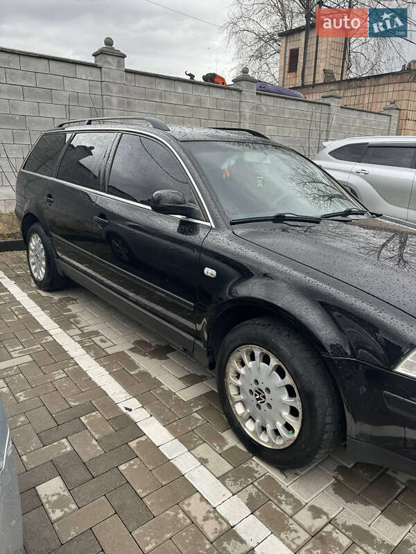 Универсал Volkswagen Passat 2001 в Костополе