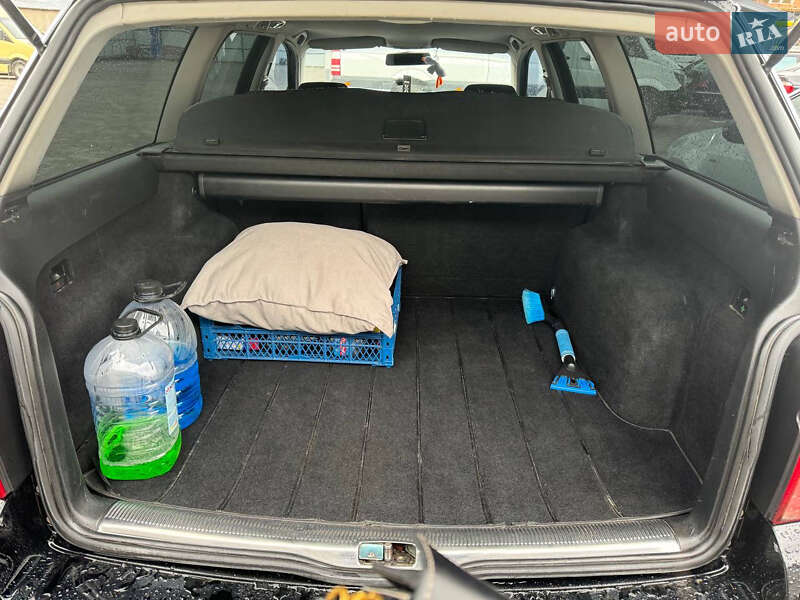 Универсал Volkswagen Passat 2001 в Костополе