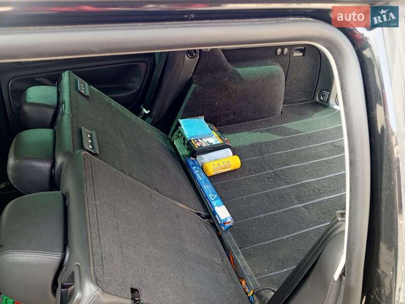 Универсал Volkswagen Passat 2004 в Одессе