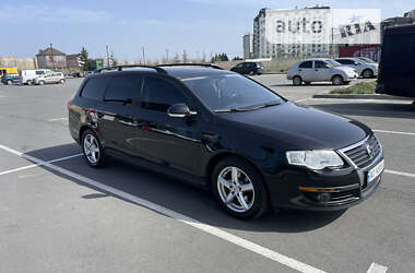 Універсал Volkswagen Passat 2009 в Києві