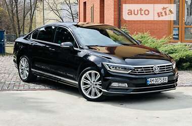 Седан Volkswagen Passat 2017 в Коростене