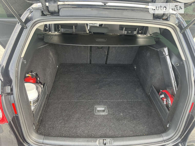 Универсал Volkswagen Passat 2009 в Львове