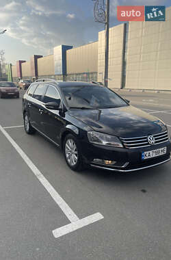 Универсал Volkswagen Passat 2011 в 