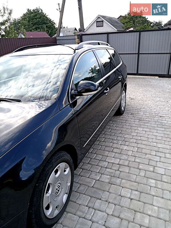Универсал Volkswagen Passat 2009 в Тульчине