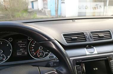 Универсал Volkswagen Passat 2014 в Житомире