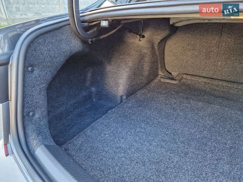 Седан Volkswagen Passat 2020 в Киеве