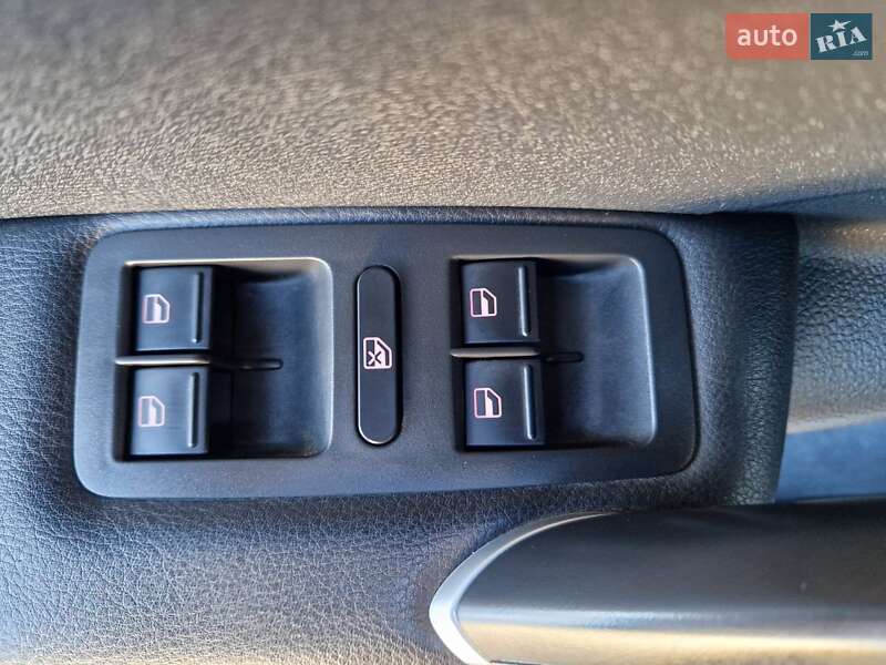 Седан Volkswagen Passat 2020 в Киеве