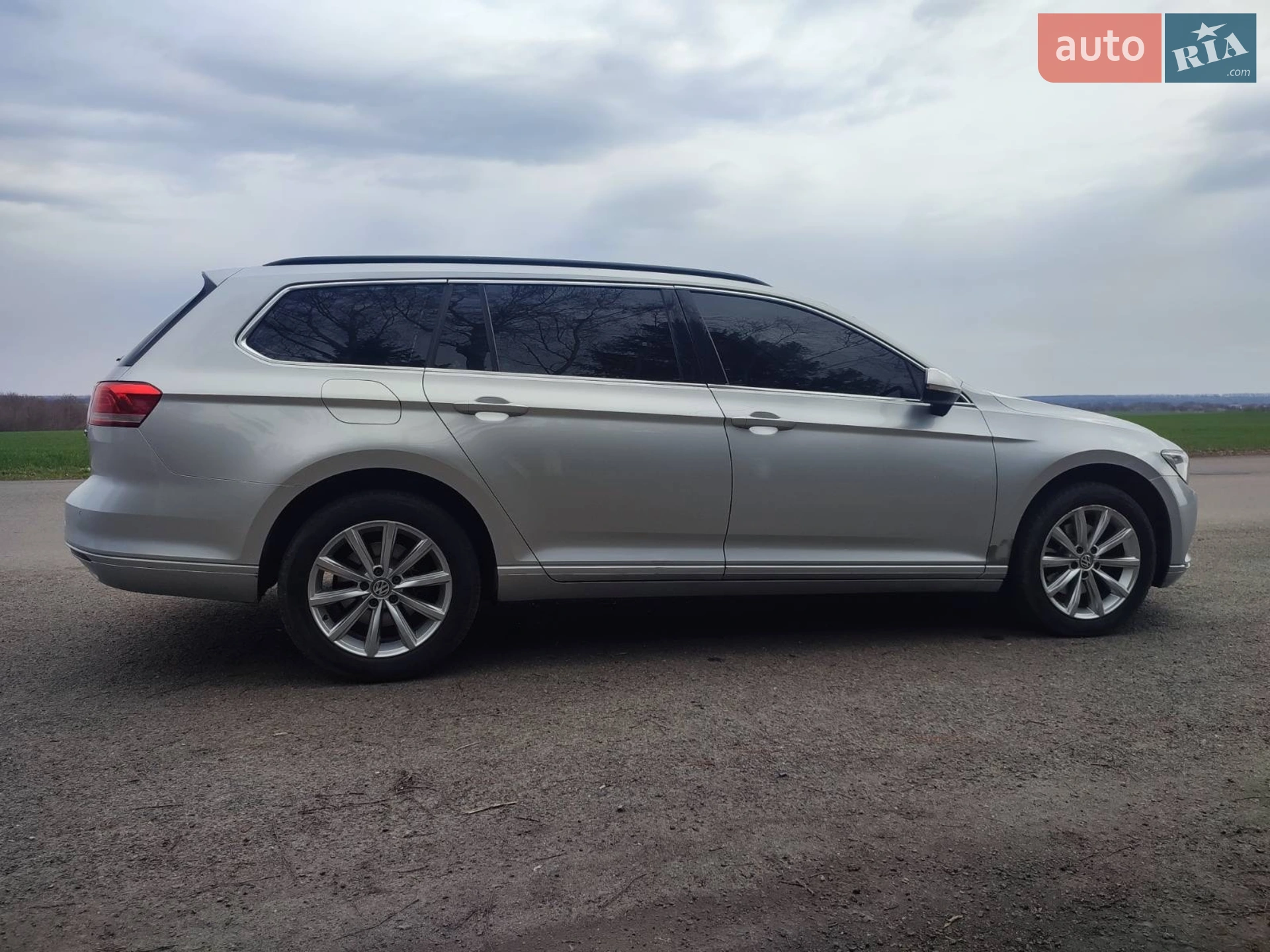 2017 Volkswagen Passat - мініатюра 12