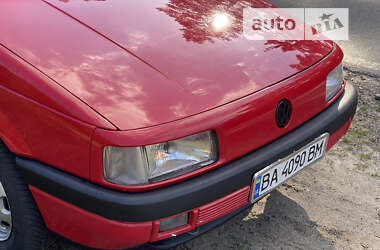 Универсал Volkswagen Passat 1989 в Харькове