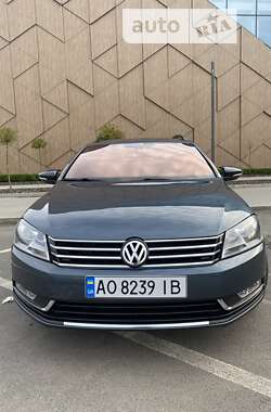 Універсал Volkswagen Passat 2013 в Мукачевому
