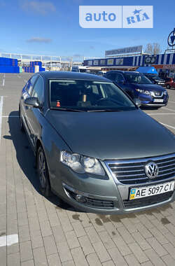 Седан Volkswagen Passat 2008 в Киеве