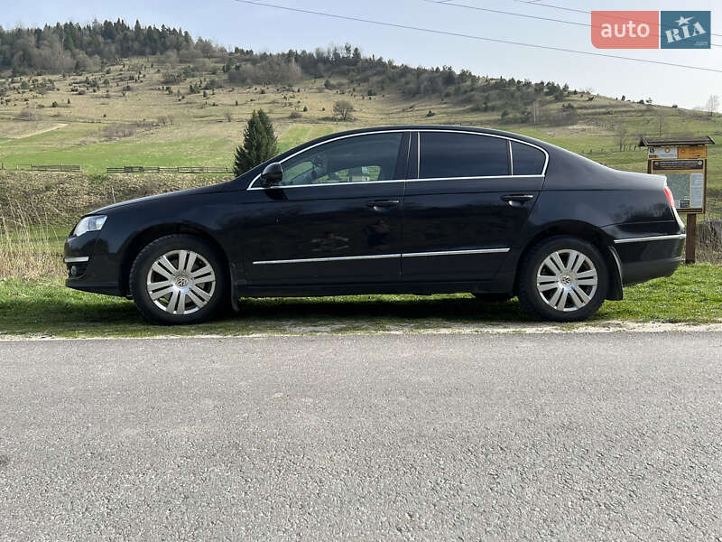 Седан Volkswagen Passat 2008 в Старом Самборе