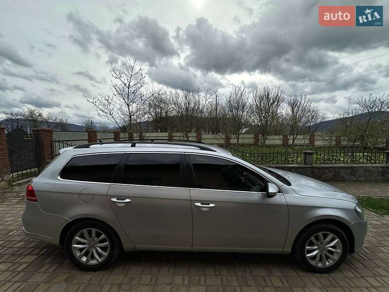 Универсал Volkswagen Passat 2012 в Долине