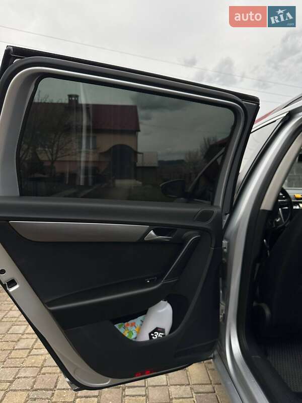 Универсал Volkswagen Passat 2012 в Долине