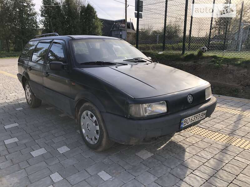 Универсал Volkswagen Passat 1990 в Бережанах