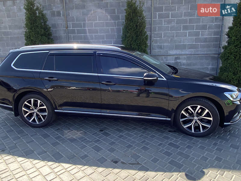 Універсал Volkswagen Passat 2017 в Кропивницькому