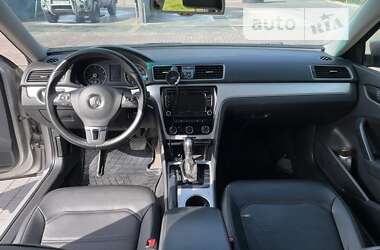 Седан Volkswagen Passat 2013 в Луцьку