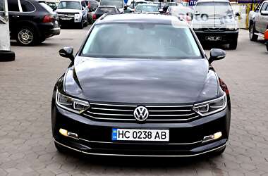 Універсал Volkswagen Passat 2018 в Львові