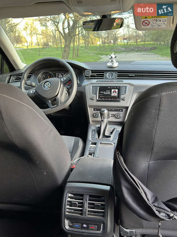 Универсал Volkswagen Passat 2015 в Первомайске