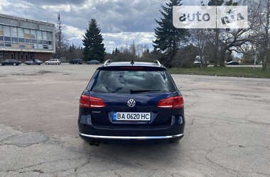 Универсал Volkswagen Passat 2011 в Кропивницком