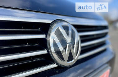 Седан Volkswagen Passat 2016 в Чернигове