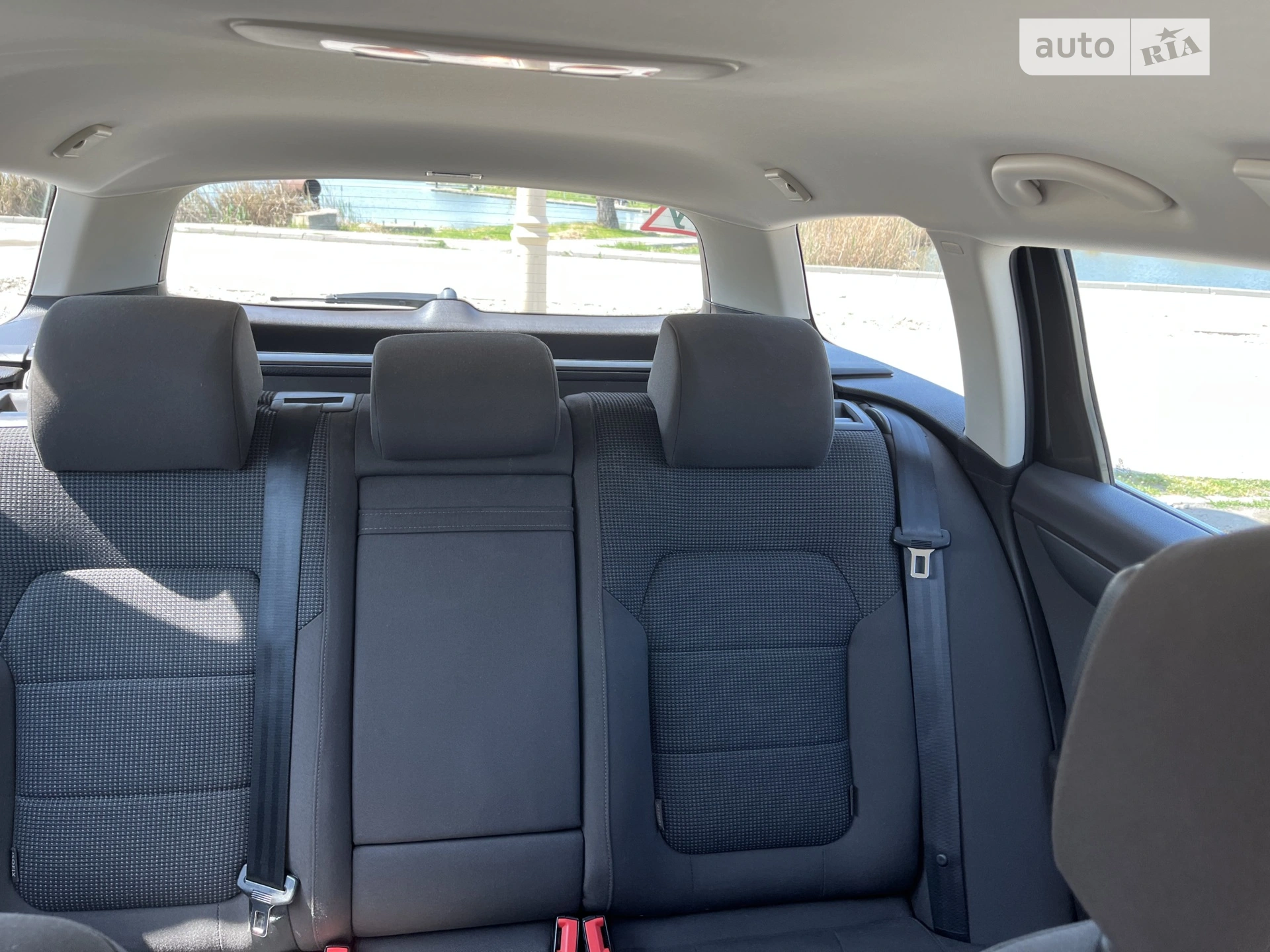 2012 Volkswagen Passat - мініатюра 13