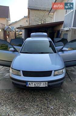 Седан Volkswagen Passat 1998 в Івано-Франківську