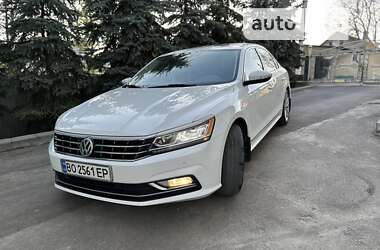 Седан Volkswagen Passat 2017 в Чорткові