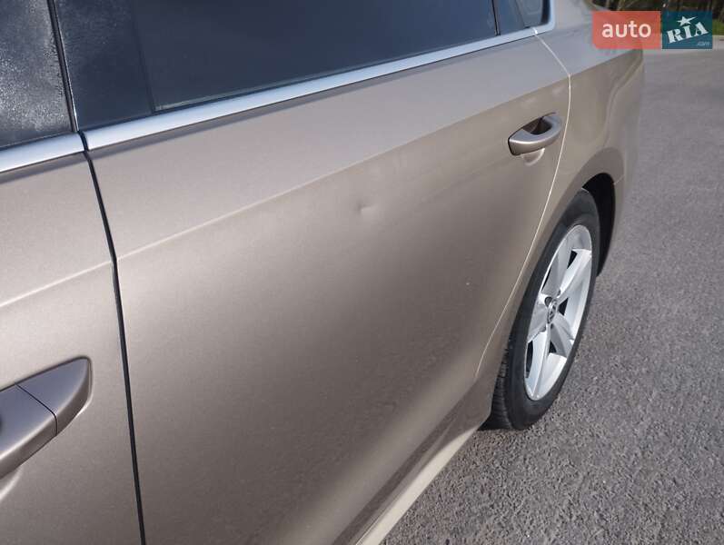 Седан Volkswagen Passat 2015 в Киеве фото 16 Седан Volkswagen Passat 2015 в Киеве