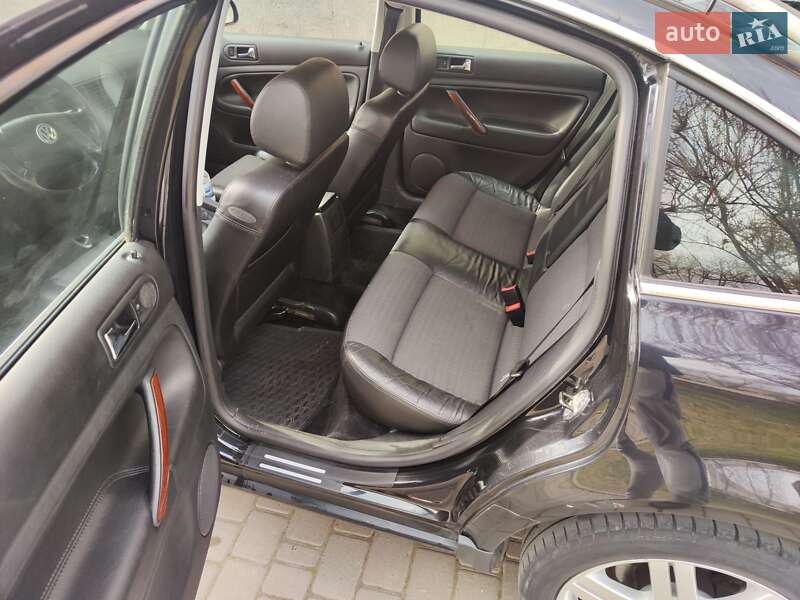 Седан Volkswagen Passat 2003 в Могилів-Подільському