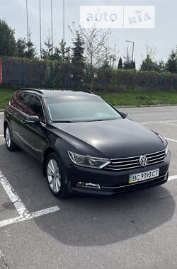 Универсал Volkswagen Passat 2015 в Львове