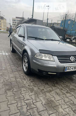 Седан Volkswagen Passat 2001 в Тячеве