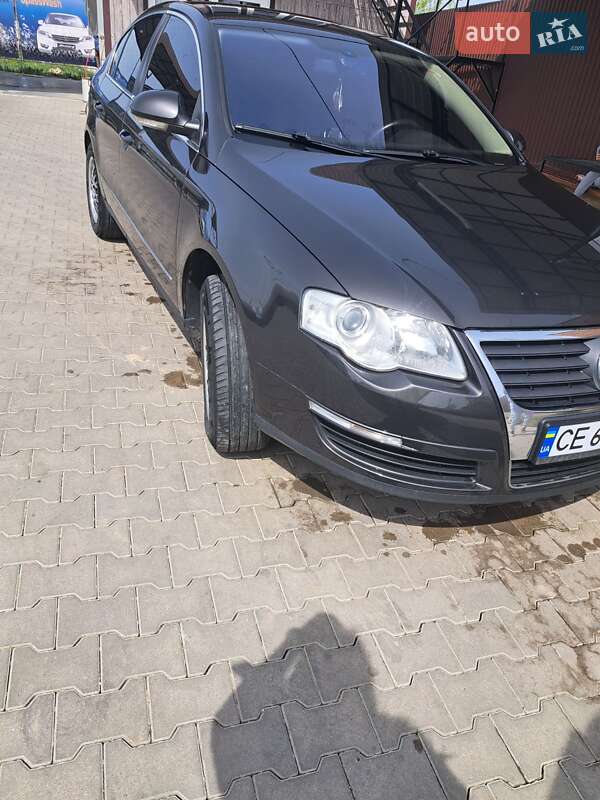 Седан Volkswagen Passat 2006 в Чернівцях