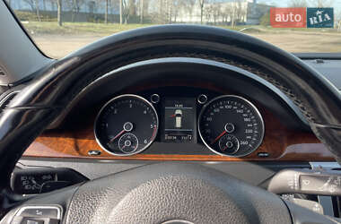 Универсал Volkswagen Passat 2012 в Чернигове