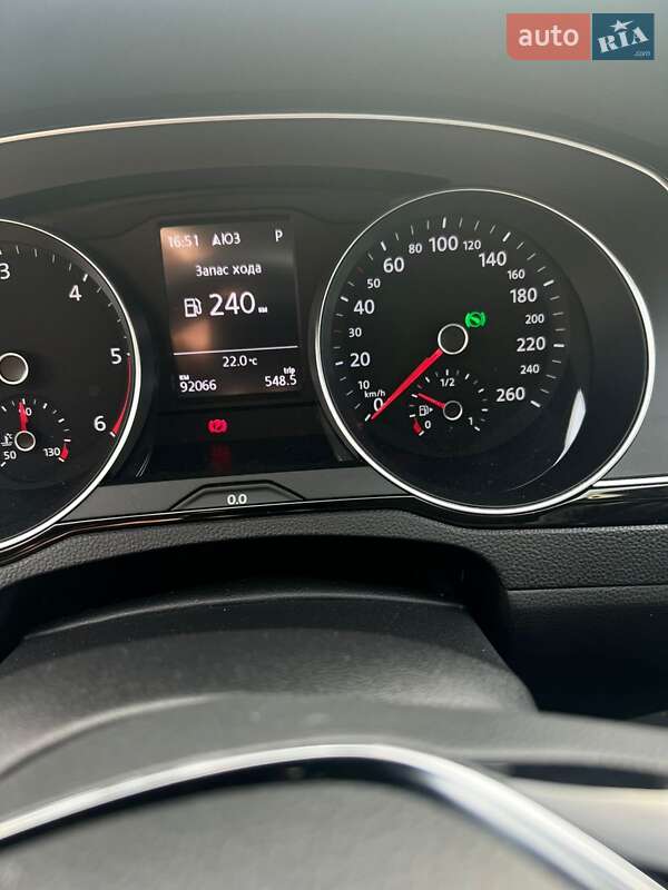 Универсал Volkswagen Passat 2018 в Днепре