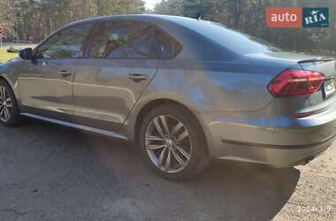 Седан Volkswagen Passat 2018 в Луцке