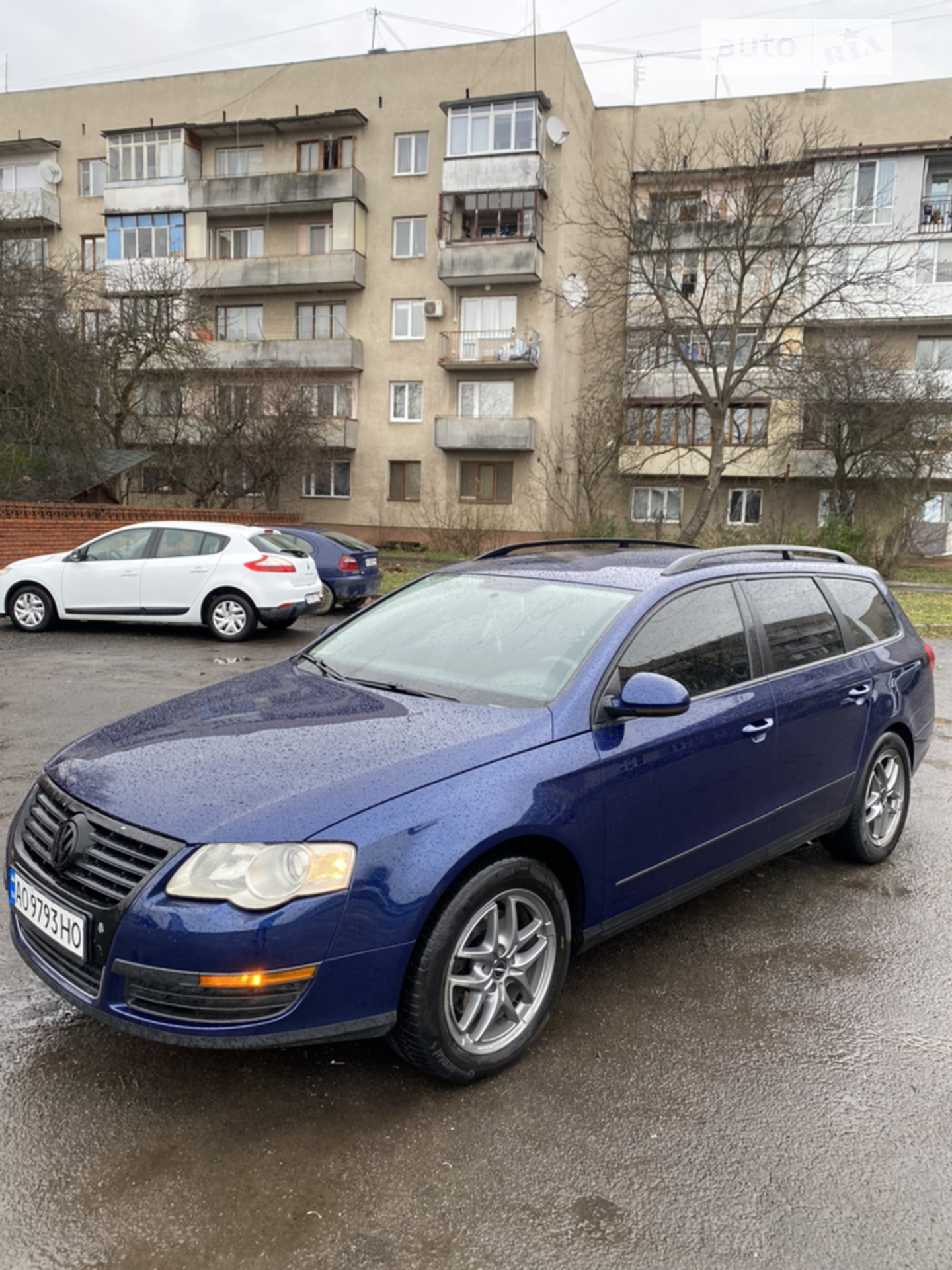 2010 Volkswagen Passat - мініатюра 3