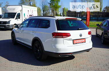 Универсал Volkswagen Passat 2019 в Житомире